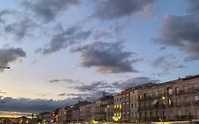 Grand Appartement Au Coeur de Sète